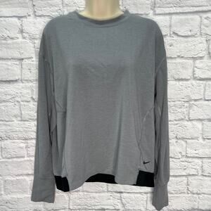 Nike Womens Pullover Long Sleeve Shirt Size M Gray Logo Hem Dri-Fit